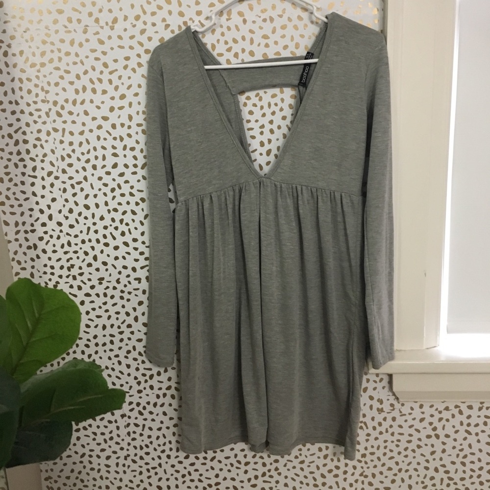 Dress or long shirt grey deep V